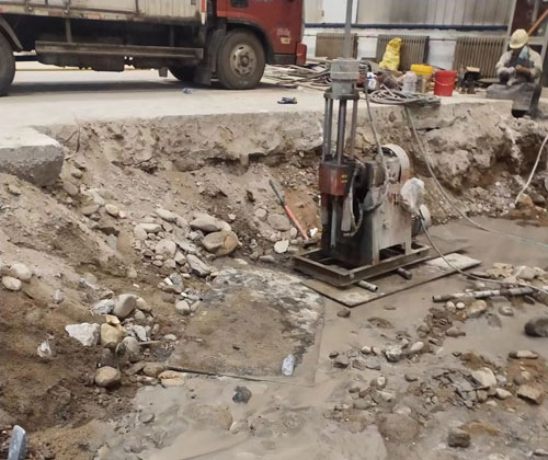 石柱公路下沉压浆